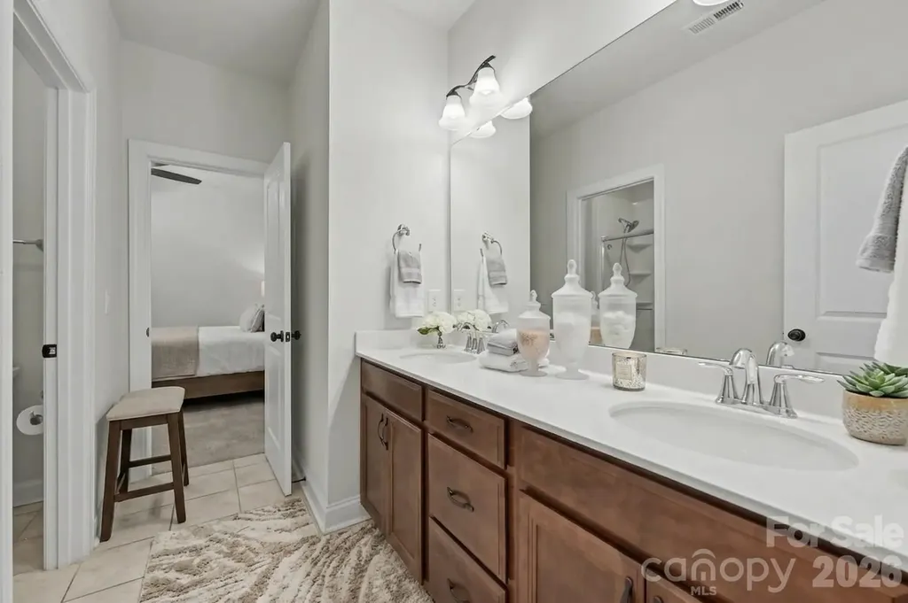 17306 Saranita Lane Charlotte NC 28278