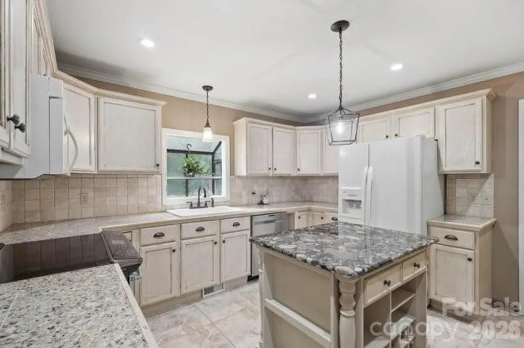 4013 Carlton Drive Claremont NC 28610