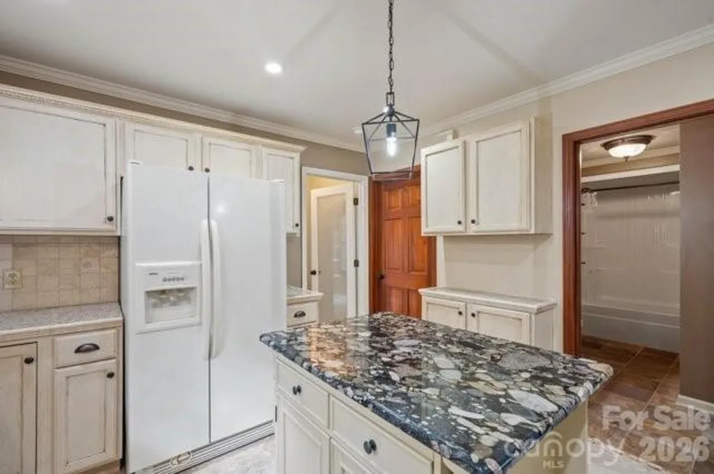 4013 Carlton Drive Claremont NC 28610