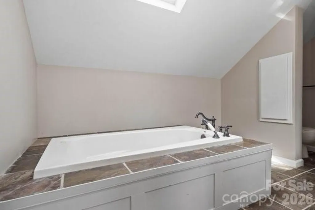 4013 Carlton Drive Claremont NC 28610