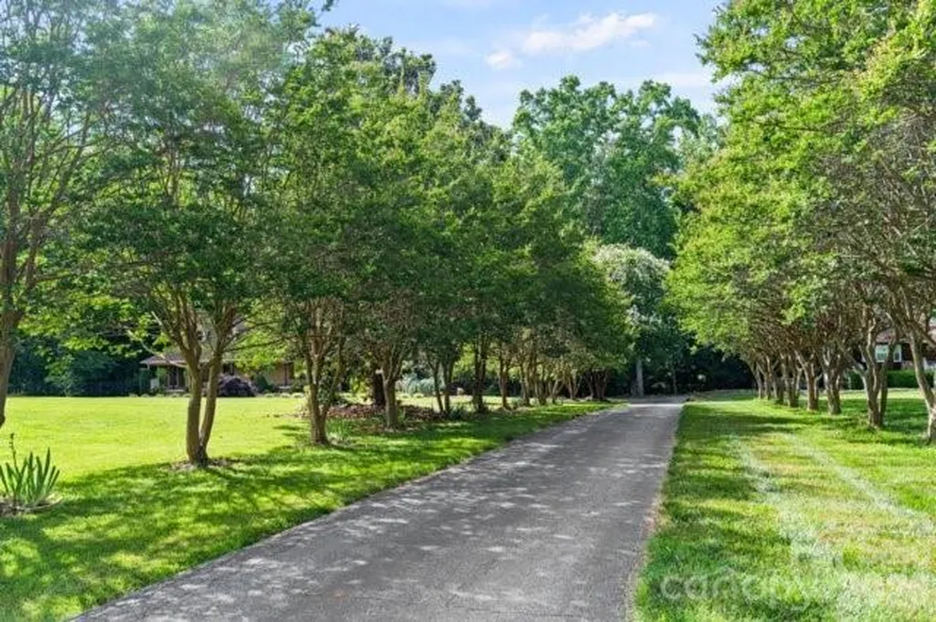 4013 Carlton Drive Claremont NC 28610