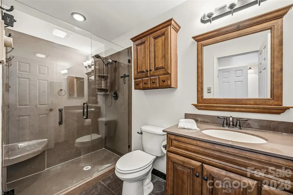 205 N Scarlet Oak Lane Hendersonville NC 28791