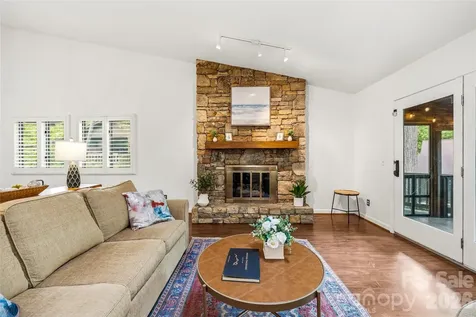205 N Scarlet Oak Lane Hendersonville NC 28791