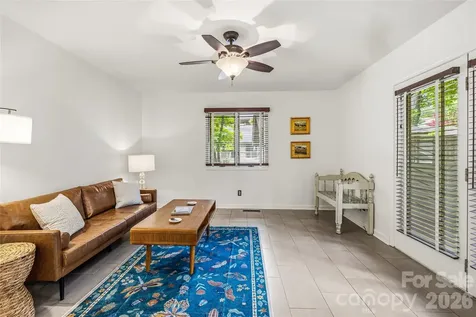 205 N Scarlet Oak Lane Hendersonville NC 28791