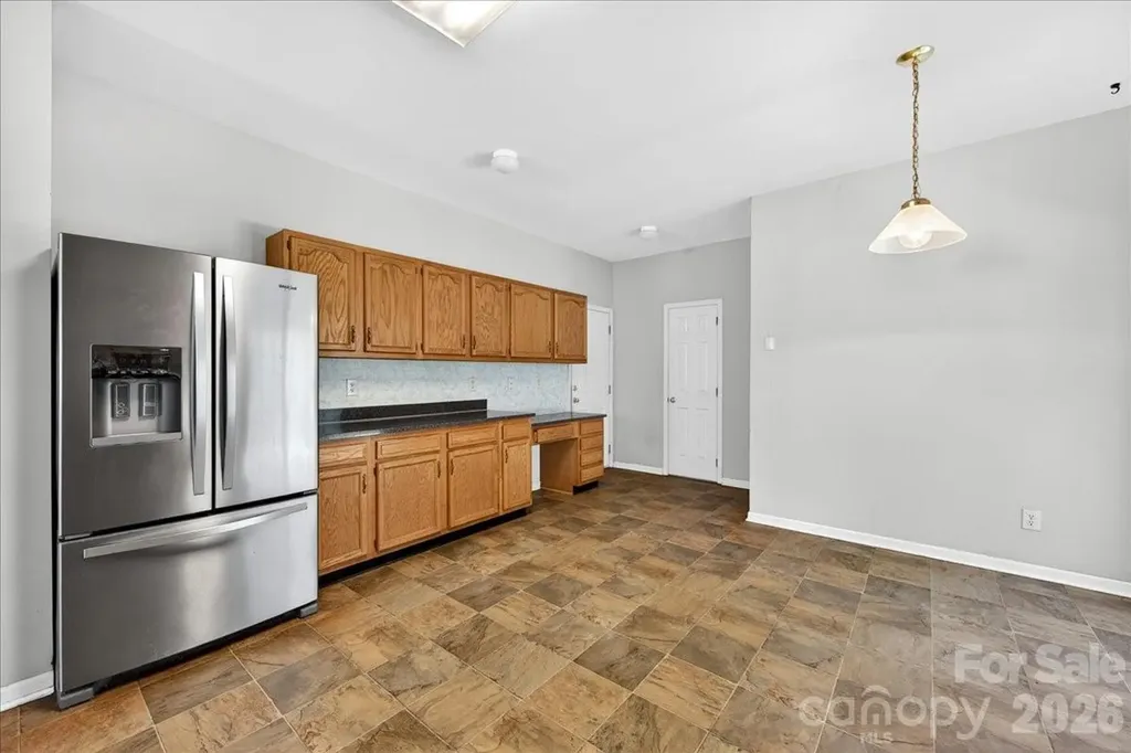 9200 Royal Highlands Court Charlotte NC 28277