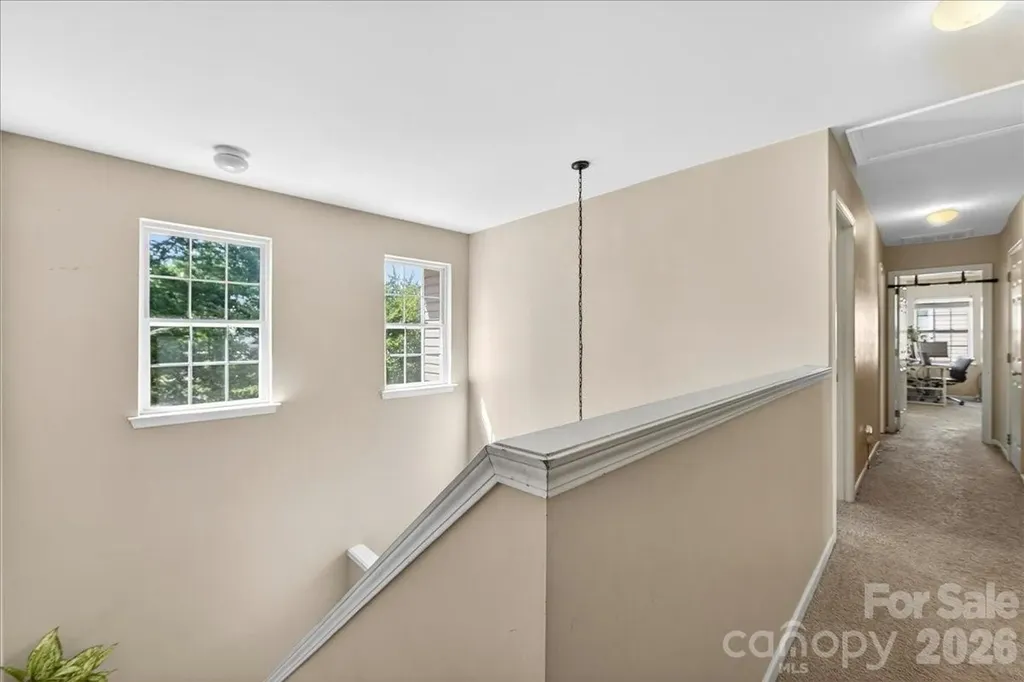 9200 Royal Highlands Court Charlotte NC 28277