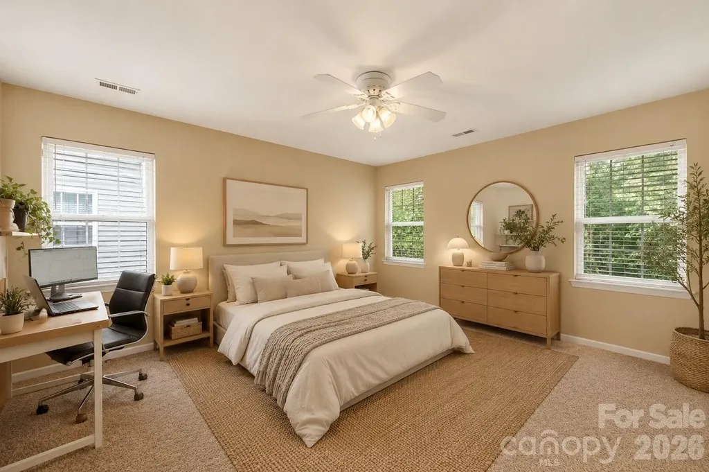 9200 Royal Highlands Court Charlotte NC 28277