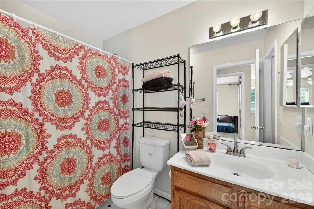 9200 Royal Highlands Court Charlotte NC 28277