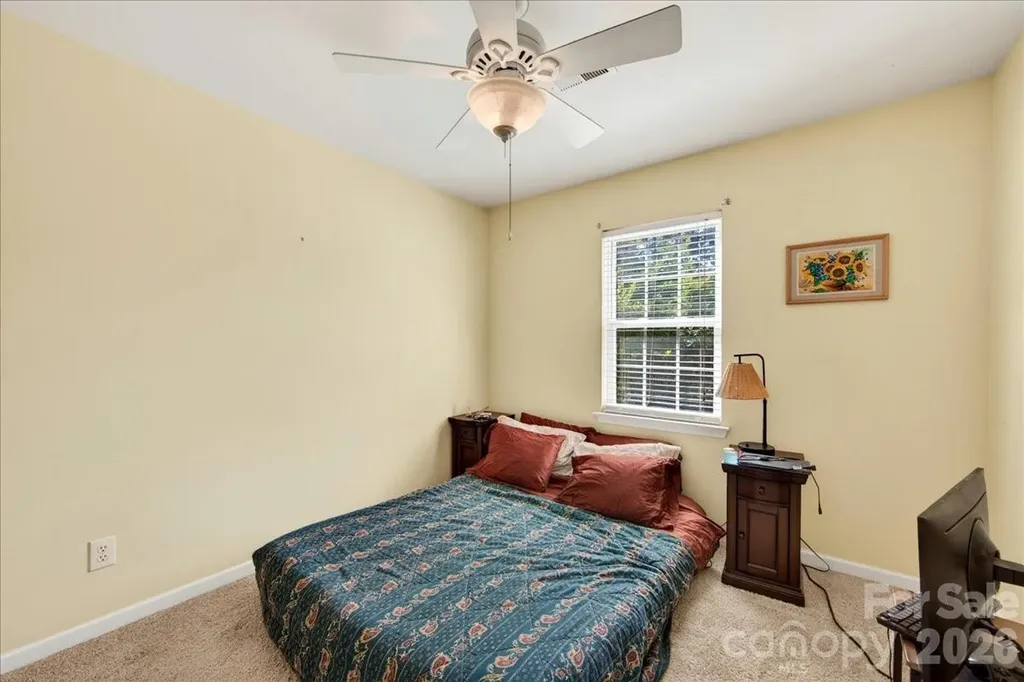 9200 Royal Highlands Court Charlotte NC 28277