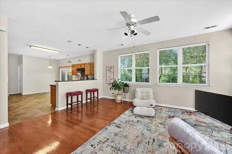 9200 Royal Highlands Court Charlotte NC 28277