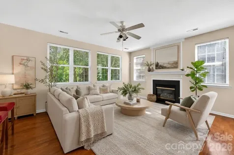 9200 Royal Highlands Court Charlotte NC 28277