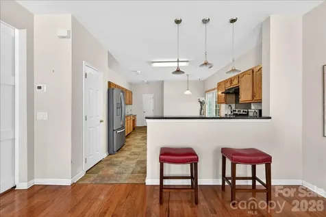 9200 Royal Highlands Court Charlotte NC 28277