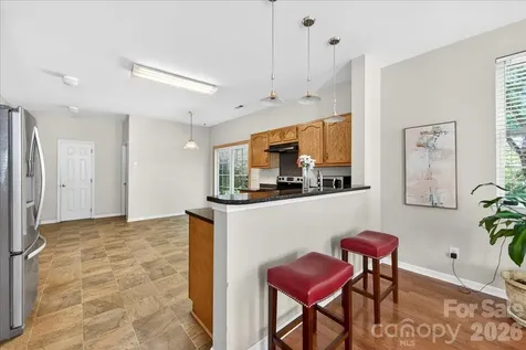 9200 Royal Highlands Court Charlotte NC 28277