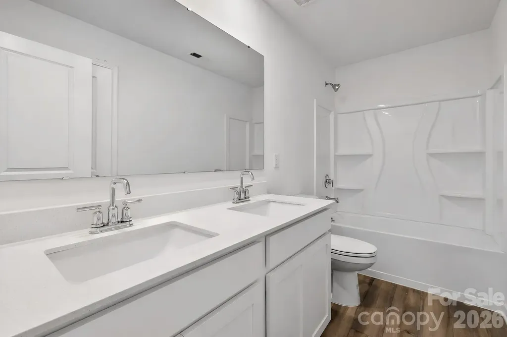 4129 Oxford Glen Drive Claremont NC 28610