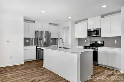 4129 Oxford Glen Drive Claremont NC 28610
