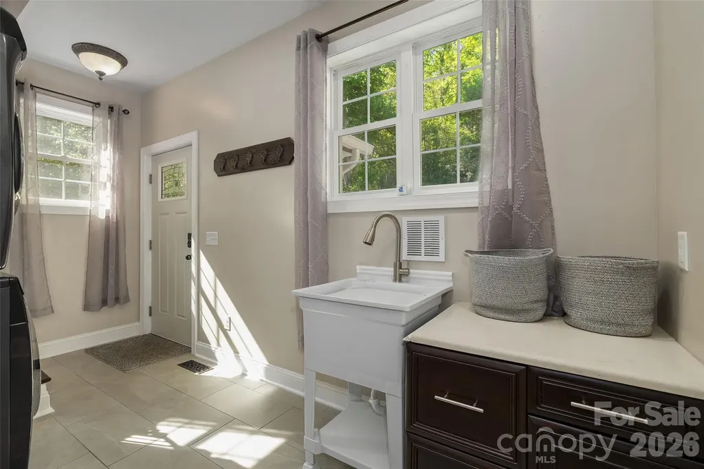 114 Nesting Ridge Waynesville NC 28785