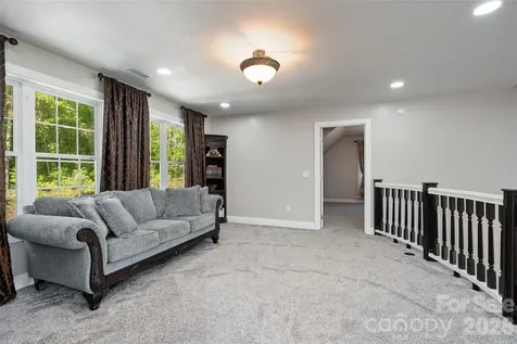 114 Nesting Ridge Waynesville NC 28785