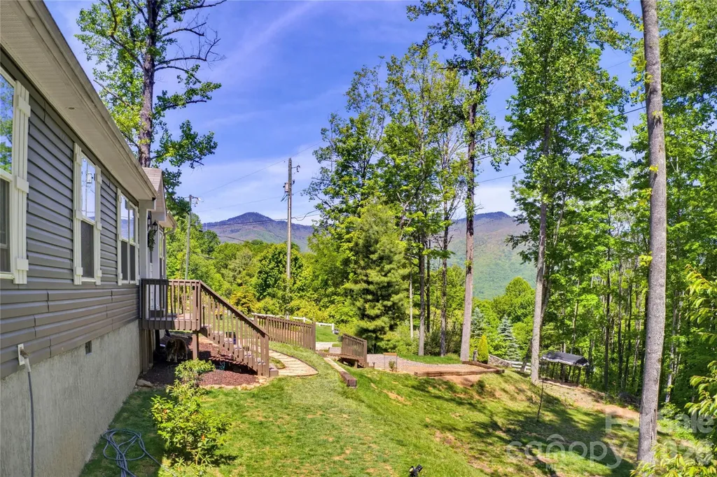 1205 Saunook Road Waynesville NC 28786