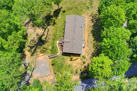1205 Saunook Road Waynesville NC 28786