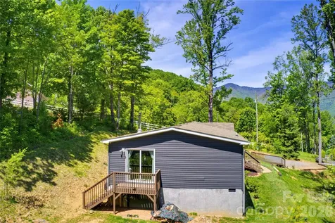 1205 Saunook Road Waynesville NC 28786