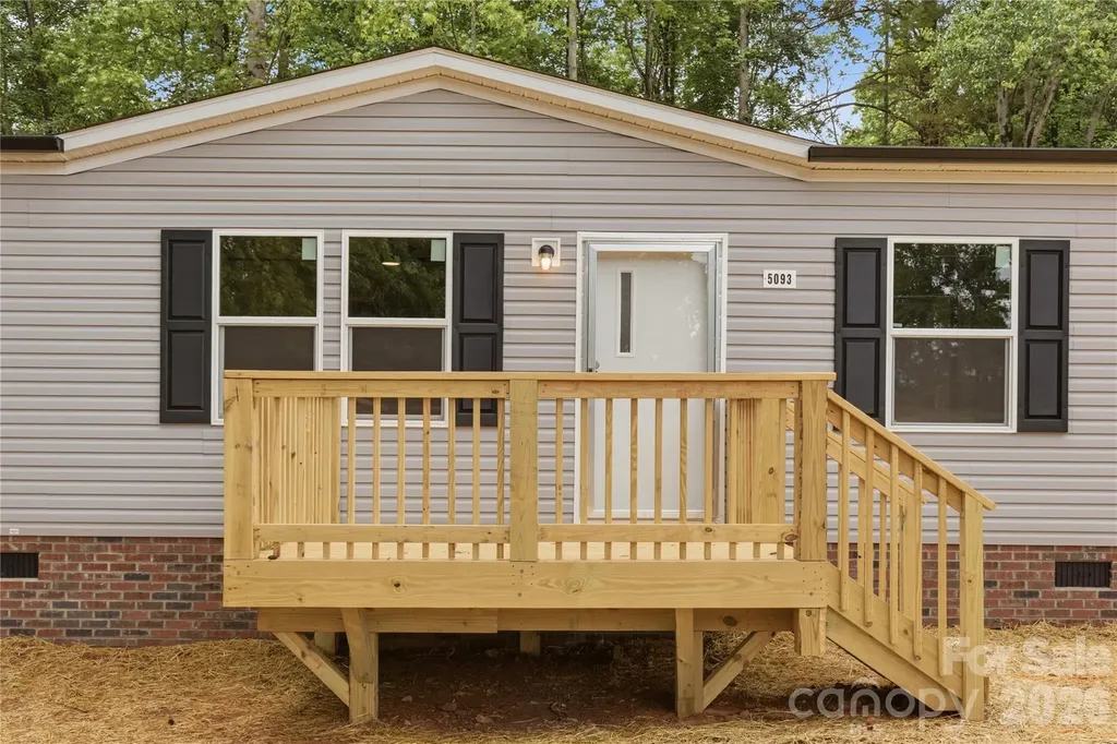5093 E Nc Highway 150 Lincolnton NC 28092