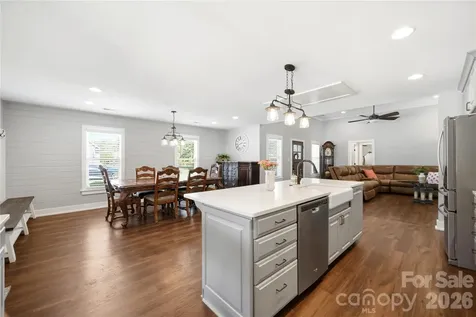 5701 Cedar Hill Drive Wesley Chapel NC 28110