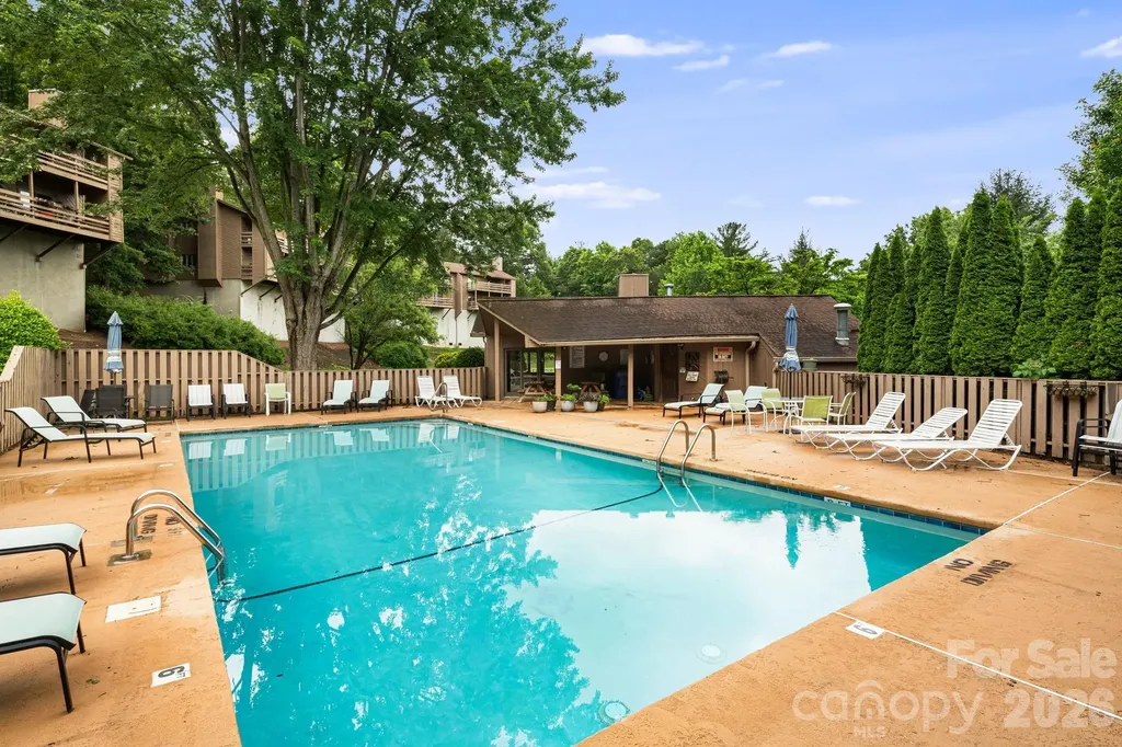 305 Piney Mountain Drive Asheville NC 28805