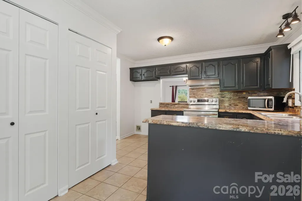 305 Piney Mountain Drive Asheville NC 28805