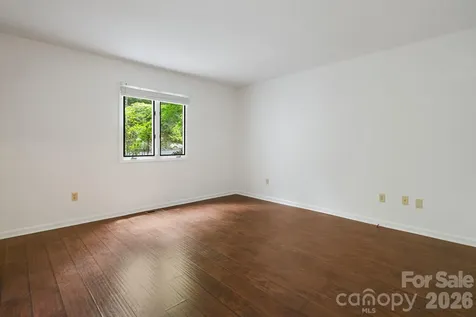 305 Piney Mountain Drive Asheville NC 28805