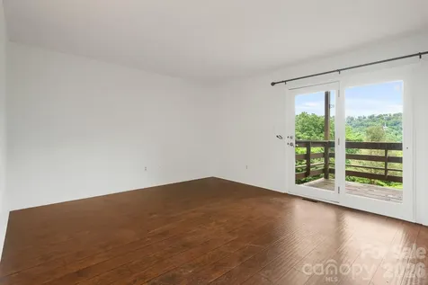 305 Piney Mountain Drive Asheville NC 28805