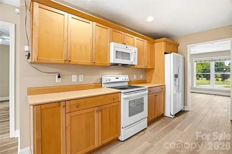4945 Grassy Creek Road Denver NC 28037