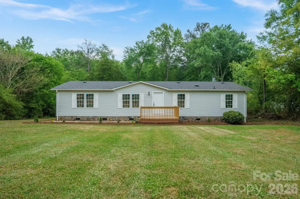 2780 Orangewood Lane Newton NC 28658