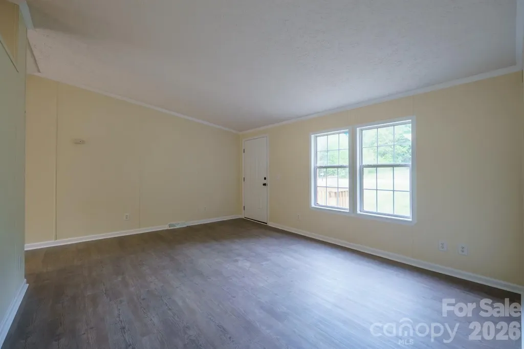 2780 Orangewood Lane Newton NC 28658