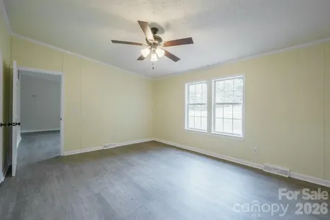 2780 Orangewood Lane Newton NC 28658