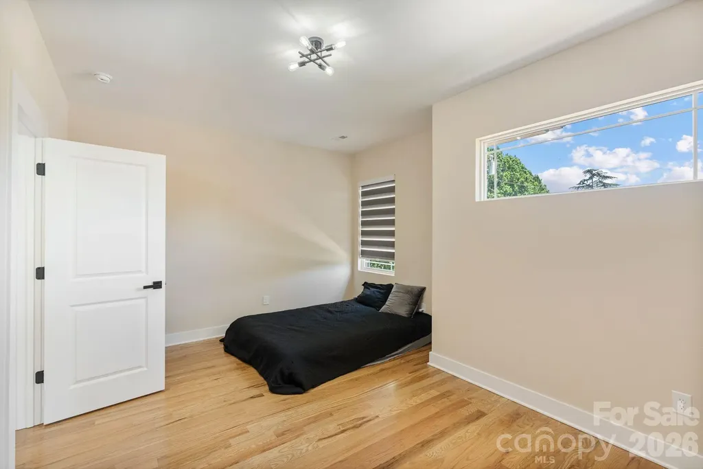 8925 Harrisburg Road Charlotte NC 28215