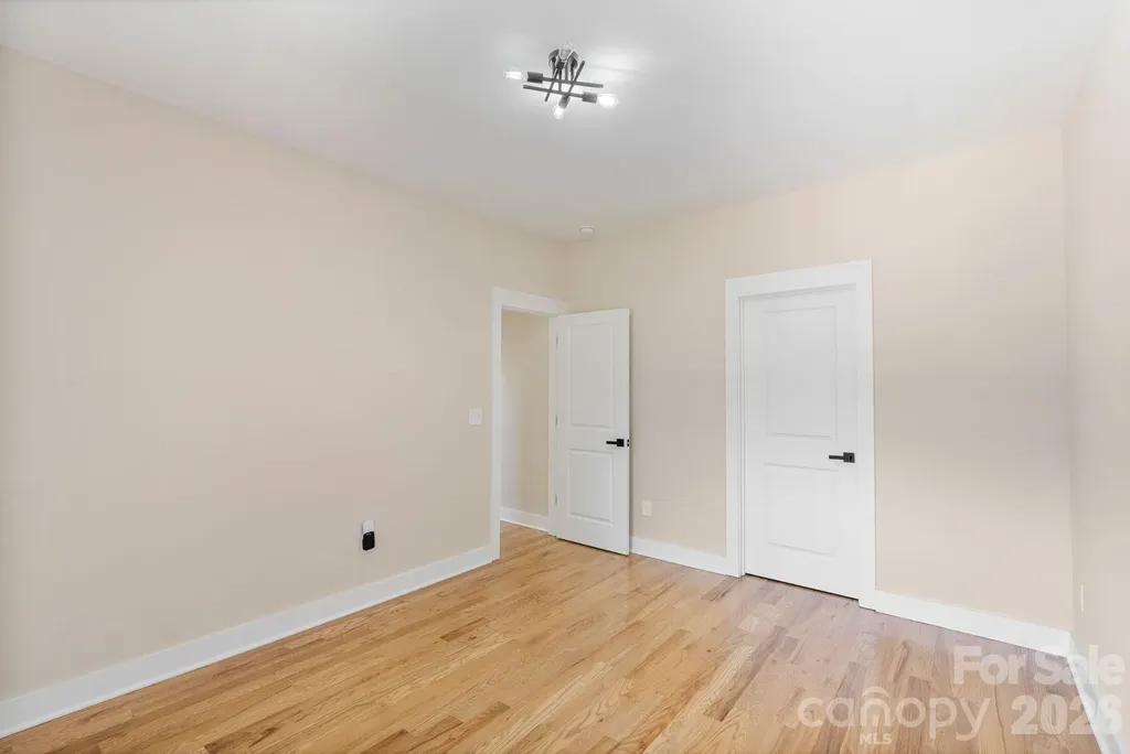 8925 Harrisburg Road Charlotte NC 28215