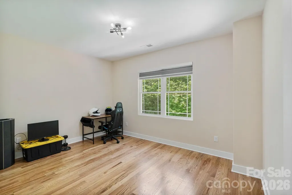 8925 Harrisburg Road Charlotte NC 28215