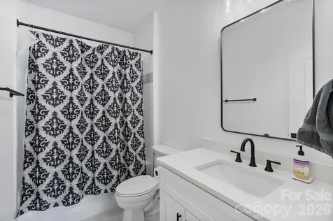 8925 Harrisburg Road Charlotte NC 28215