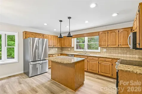 561 Briarwood Lane Lancaster SC 29720