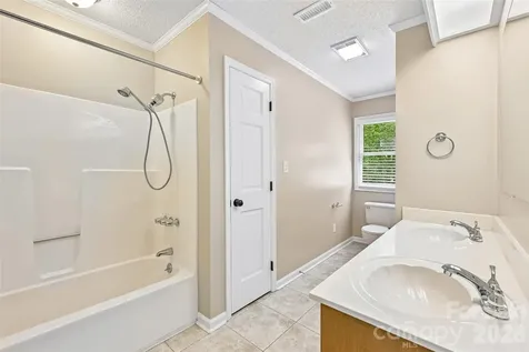 561 Briarwood Lane Lancaster SC 29720