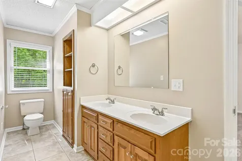 561 Briarwood Lane Lancaster SC 29720
