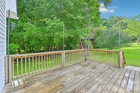 561 Briarwood Lane Lancaster SC 29720