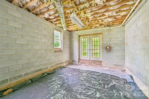 561 Briarwood Lane Lancaster SC 29720