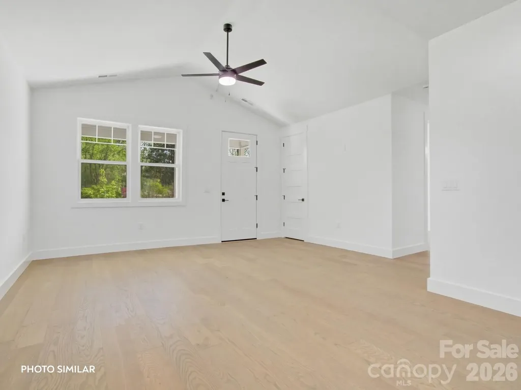 617 W Allen Street Hendersonville NC 28739