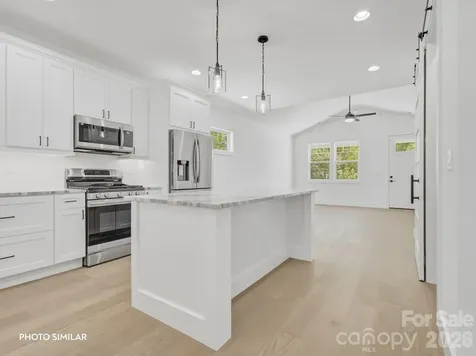 617 W Allen Street Hendersonville NC 28739