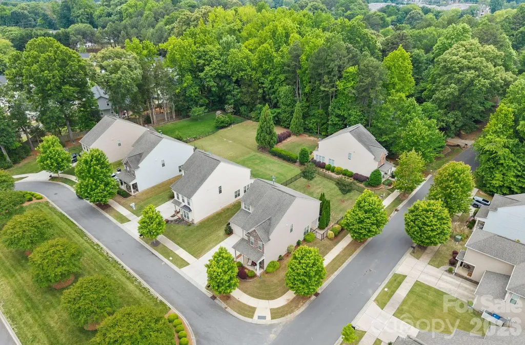 404 Senate Court Way Huntersville NC 28078