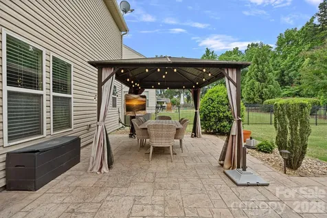 404 Senate Court Way Huntersville NC 28078