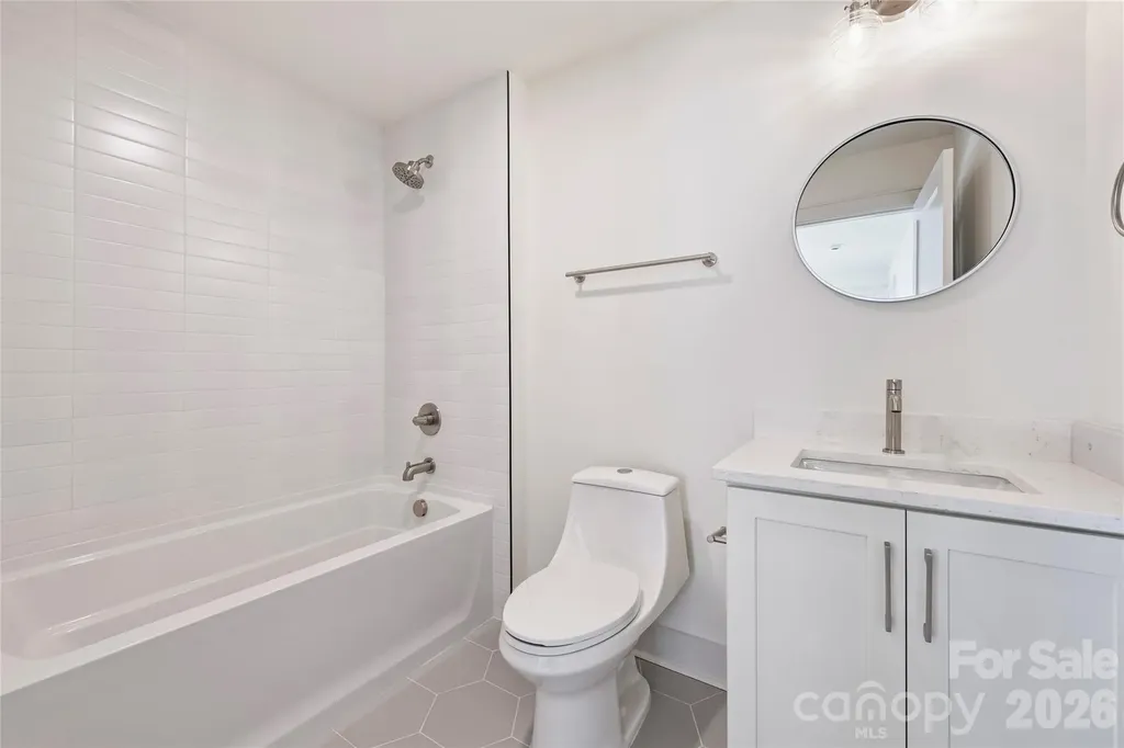 2027 Thurmond Place Charlotte NC 28205