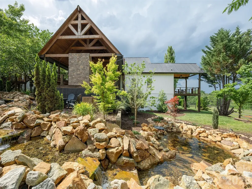 4647 Big Level Road Mill Spring NC 28756