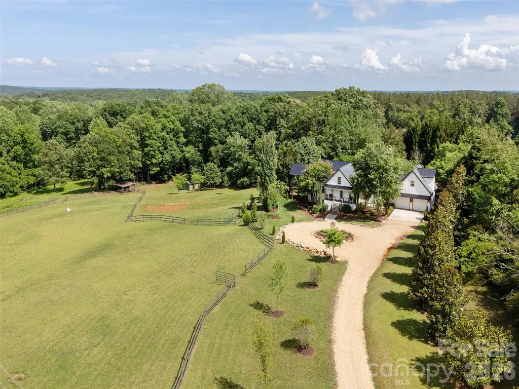 4647 Big Level Road Mill Spring NC 28756